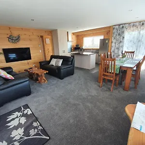 Holiday home Folia Domus Nz, Redwoods, Mbt, Rotorua