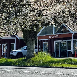 4* Hotel Awa