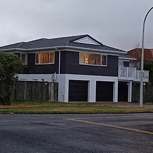 Rotorua Studio Bed & Breakfast